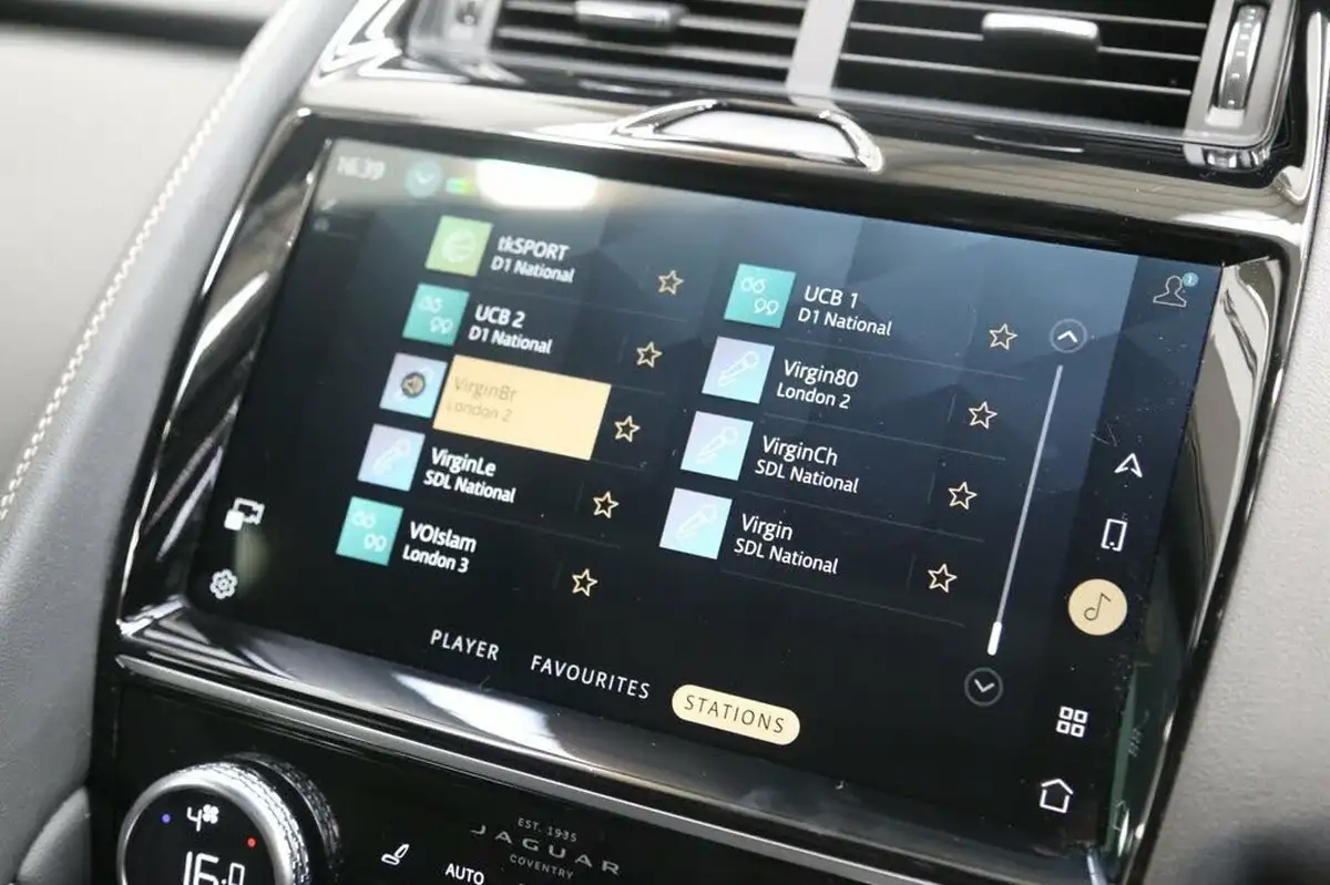 2021-jaguar-e-pace-20-d200-r-dynamic-se-big-7