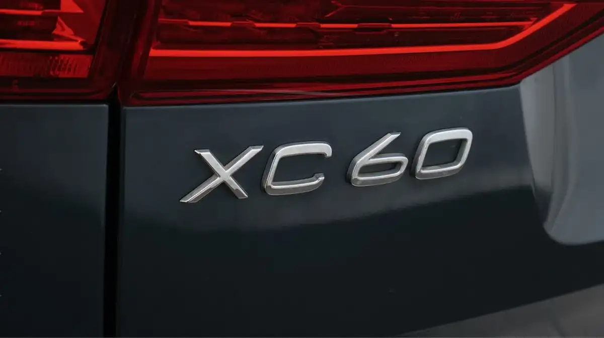 2018-volvo-xc60-20-t8-inscription-big-21
