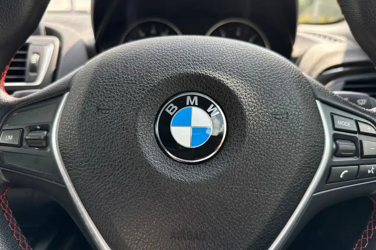 2015-bmw-1-series-15td-116d-sport-116bhp-3d-big-36