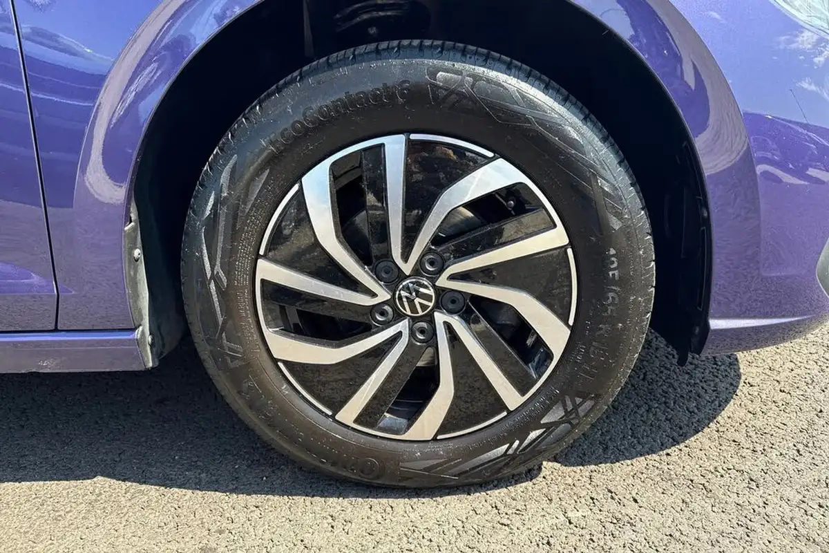 2023-volkswagen-polo-10-tsi-life-big-9