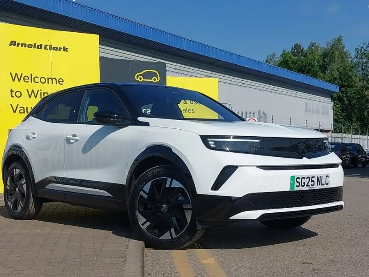 2025-vauxhall-mokka-e-gs-electric-big-0