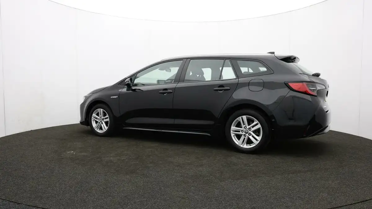 2020-toyota-corolla-18-vvt-i-icon-tech-spare-wheel-touring-sports-5d-big-72