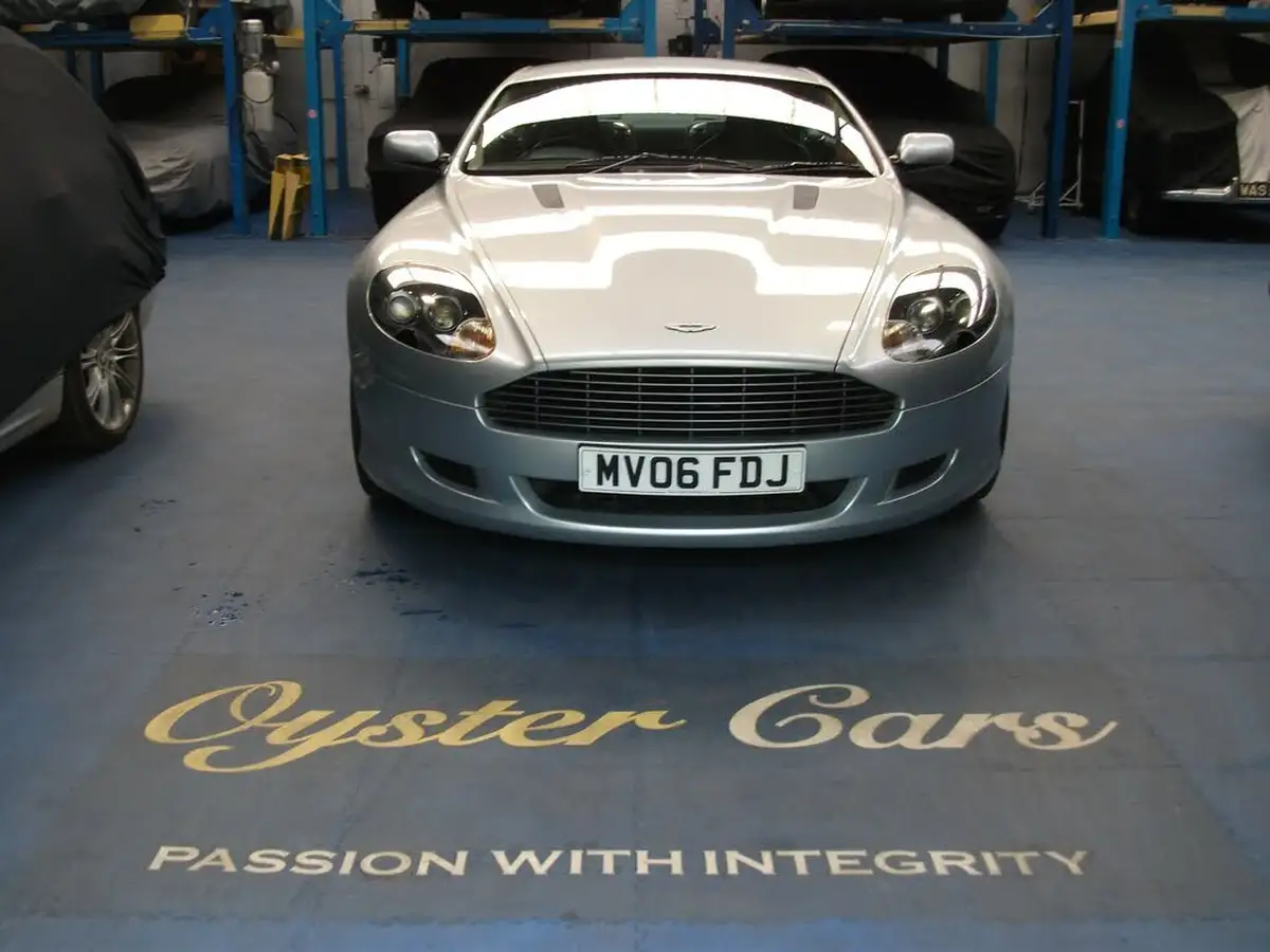 2005-aston-martin-db9-59-touchtronic-big-16