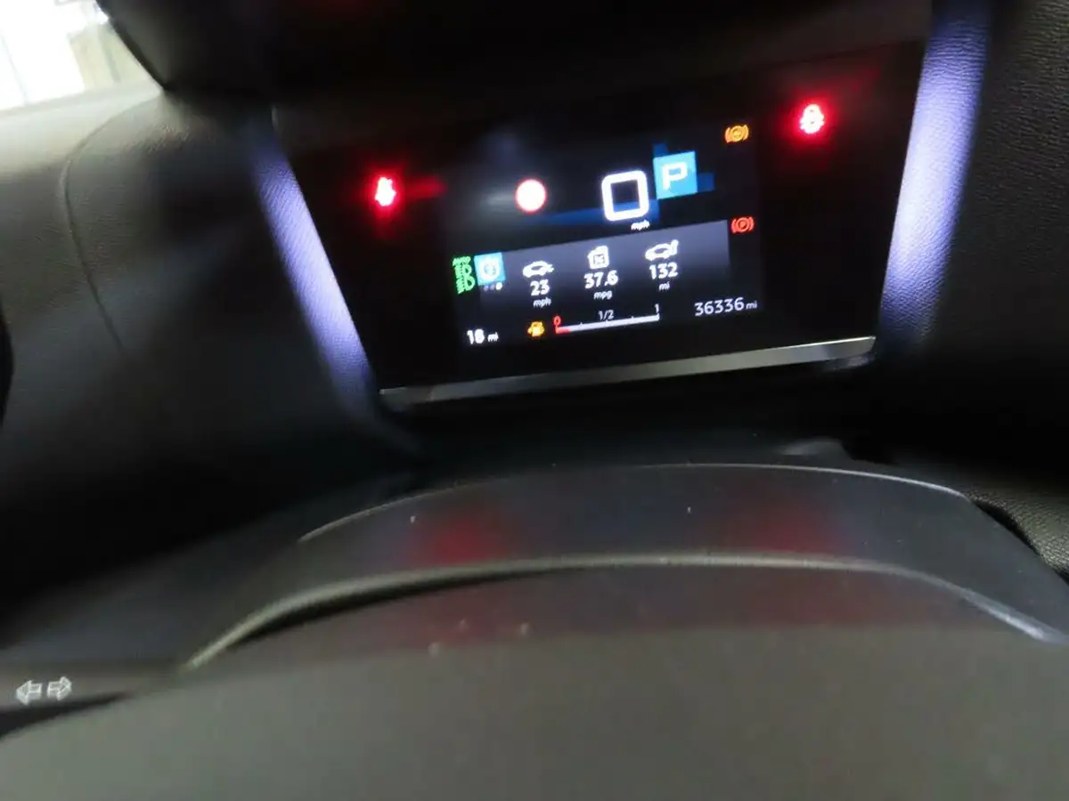 2022-citroen-c4-12-puretech-shine-plus-130ps-big-9