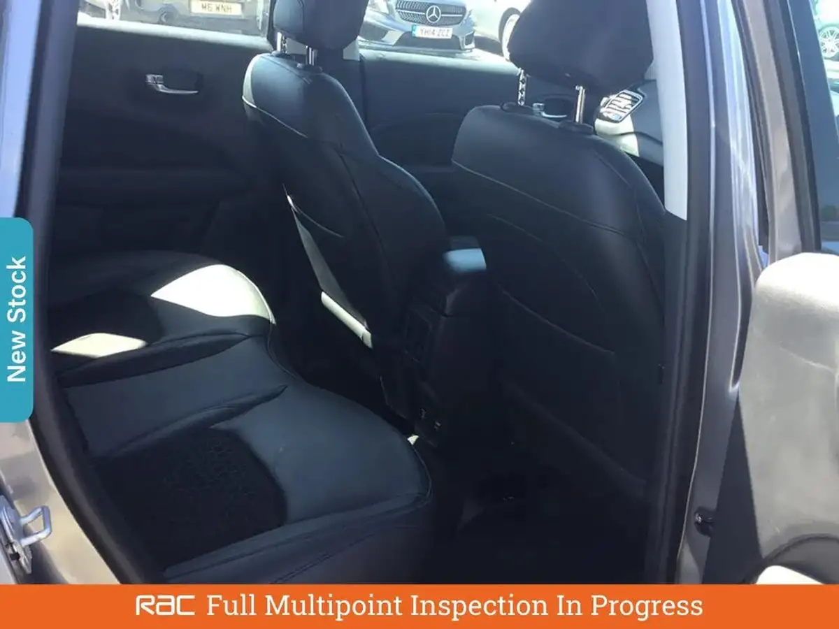 2020-jeep-compass-14-multiair-ii-night-eagle-big-3