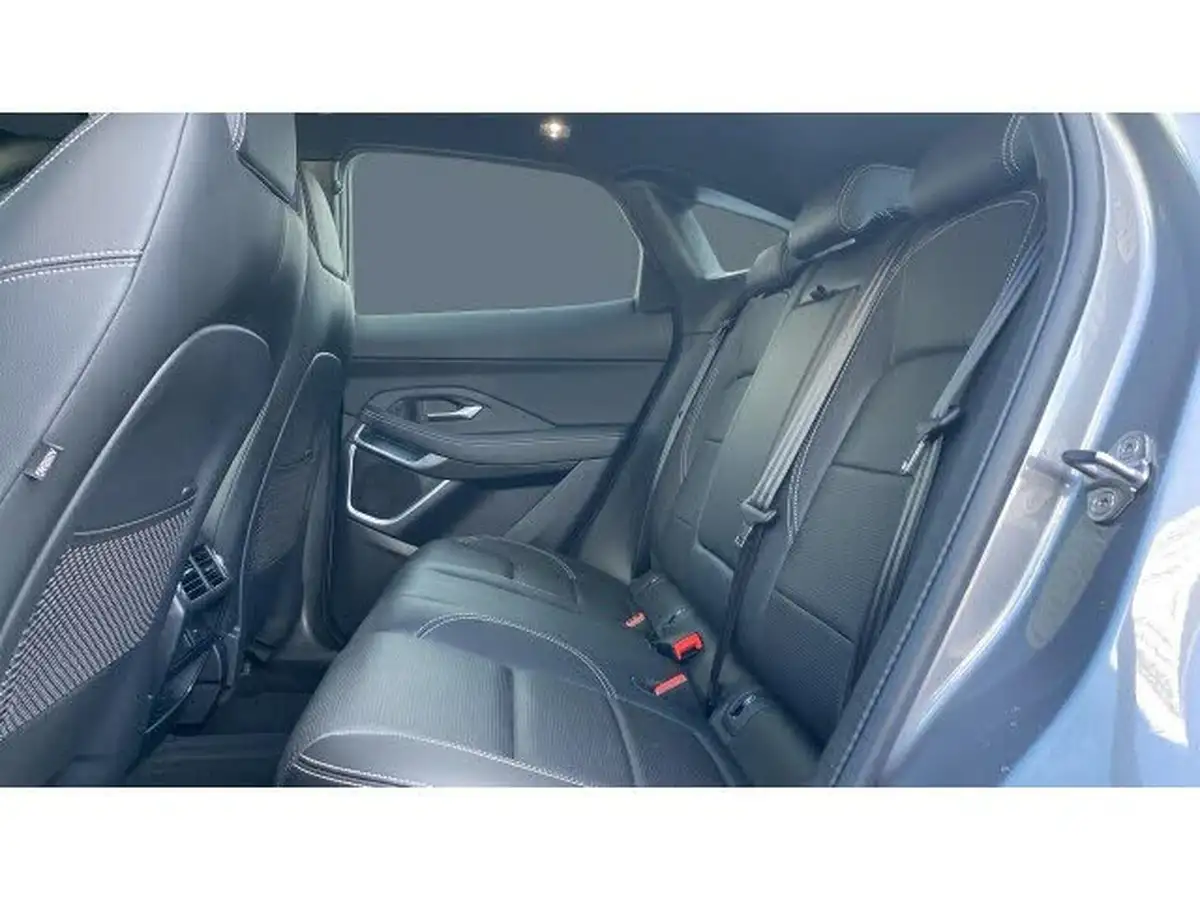 2022-jaguar-e-pace-20-d165-r-dynamic-se-big-3