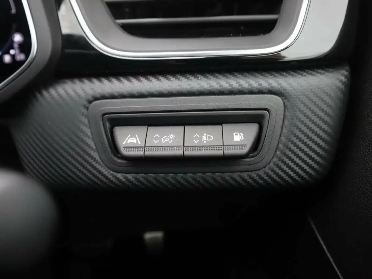 2023-renault-captur-16-e-tech-engineered-160ps-plug-in-big-35