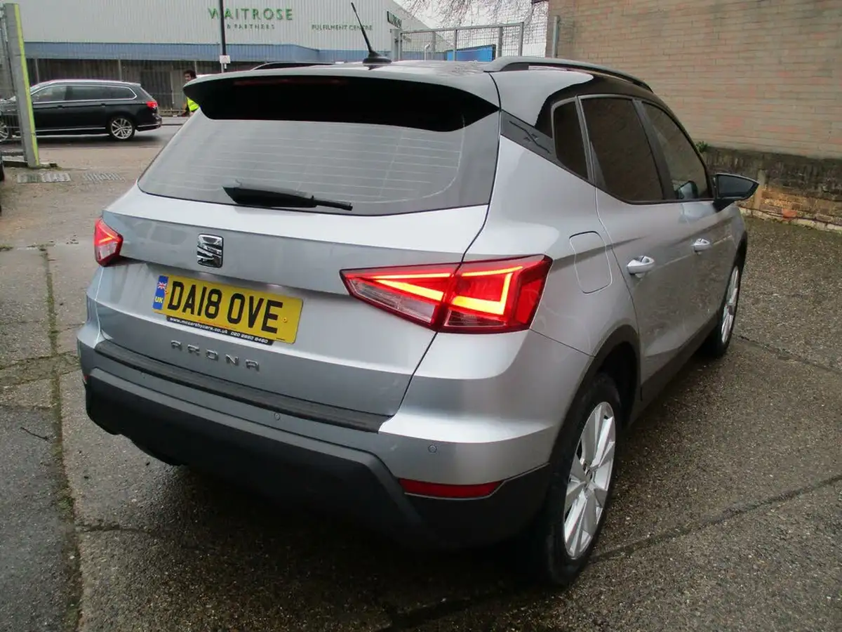 2018-seat-arona-10-tsi-se-technology-115ps-dsg-big-2