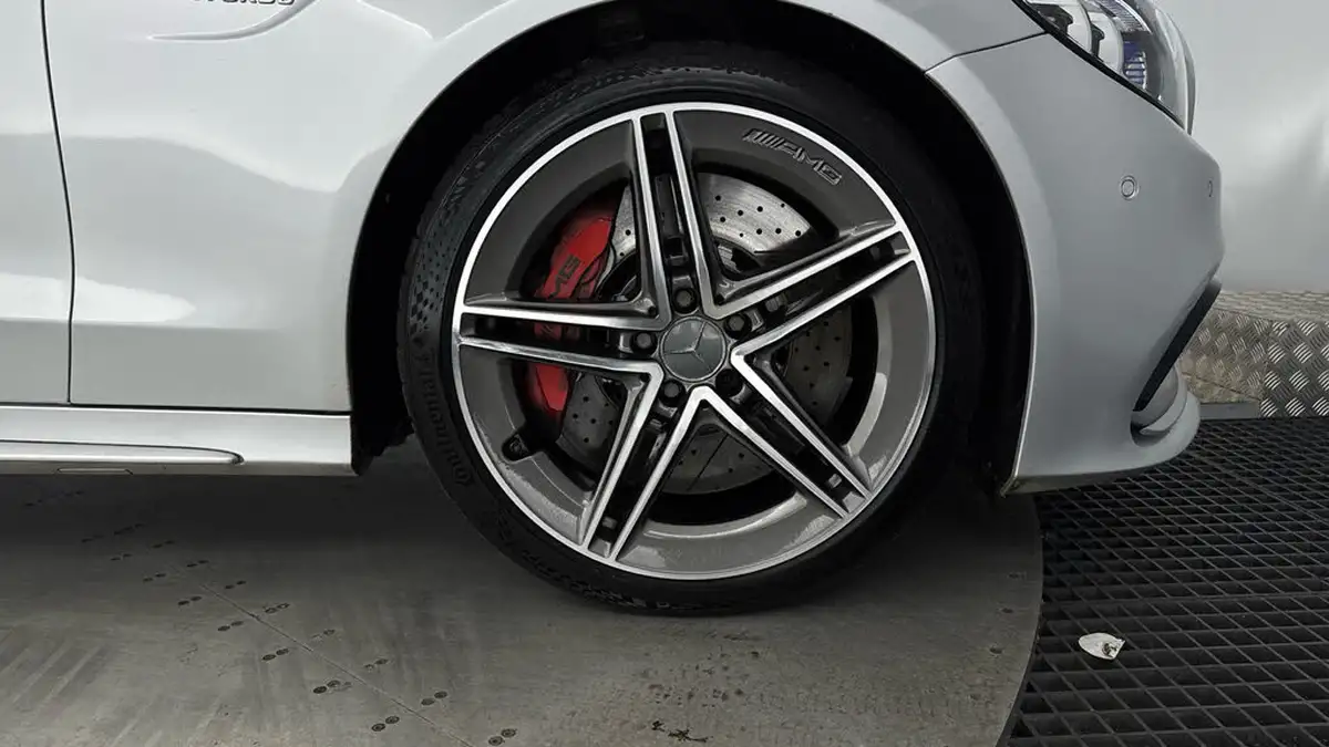 2021-mercedes-benz-c-class-big-33