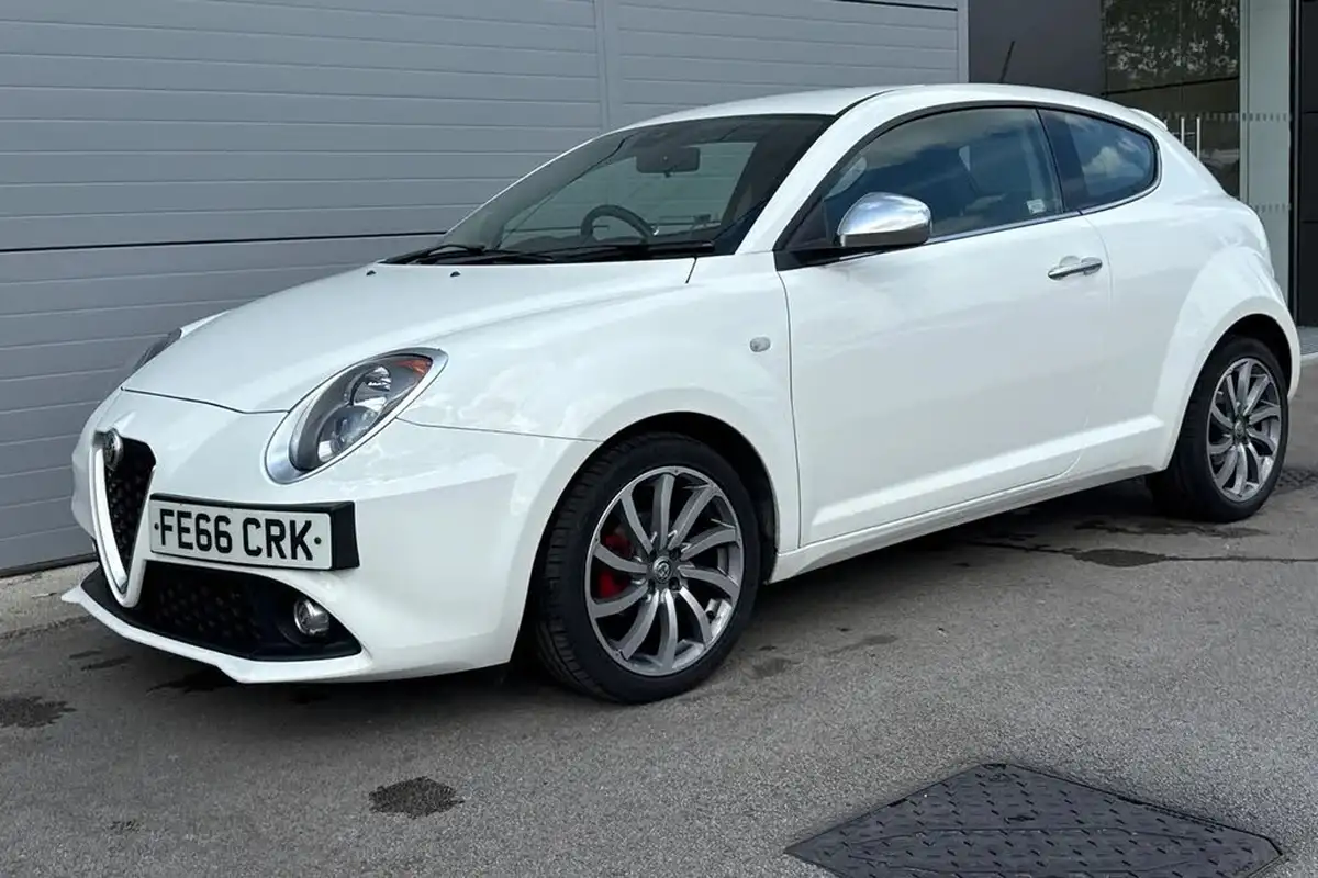 2016-alfa-romeo-mito-09-super-big-39