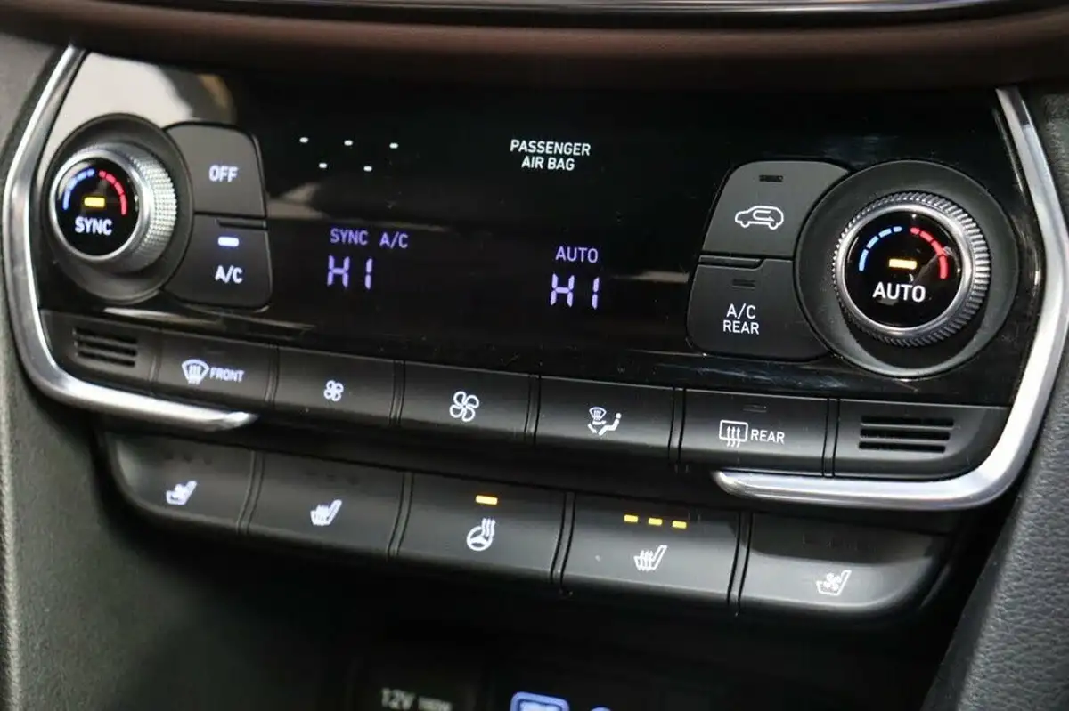 2021-hyundai-santa-fe-22-crdi-premium-se-big-37