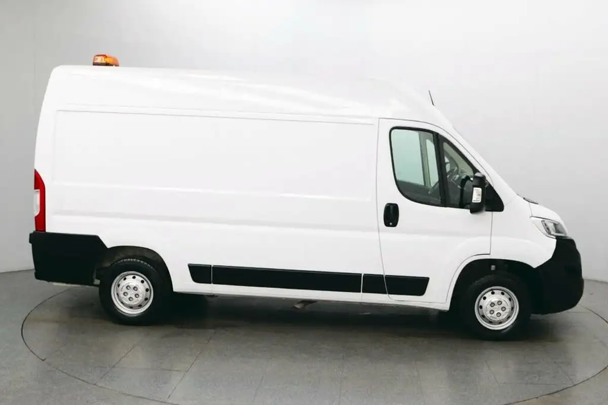 2022-vauxhall-movano-22cdti-l2-h2-3500-dynamic-big-7