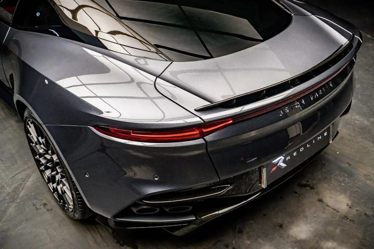 2023-aston-martin-dbs-52-v12-big-19
