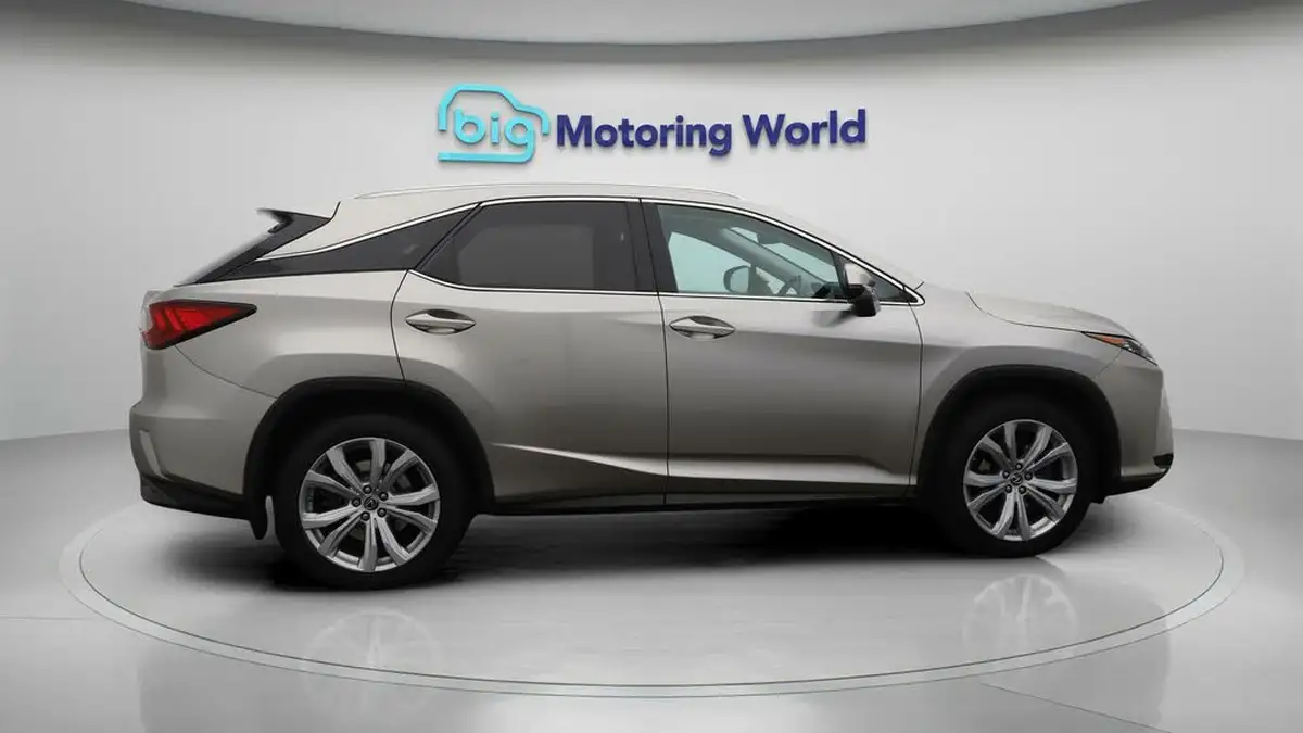 2019-lexus-rx-450h-35-rx-big-7