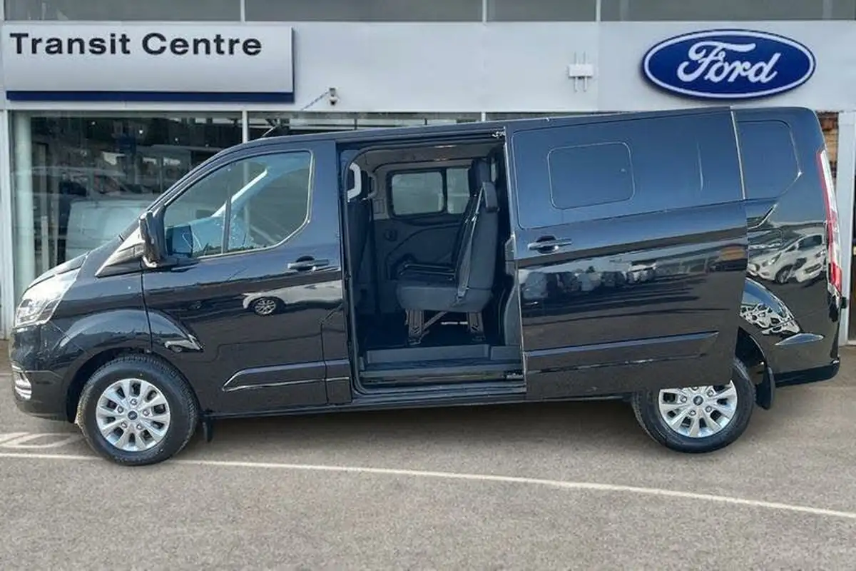 2023-ford-transit-custom-20tdci-320-l2h1-limited-170pseu6dt-double-cab-in-van-1997cc-auto-big-5