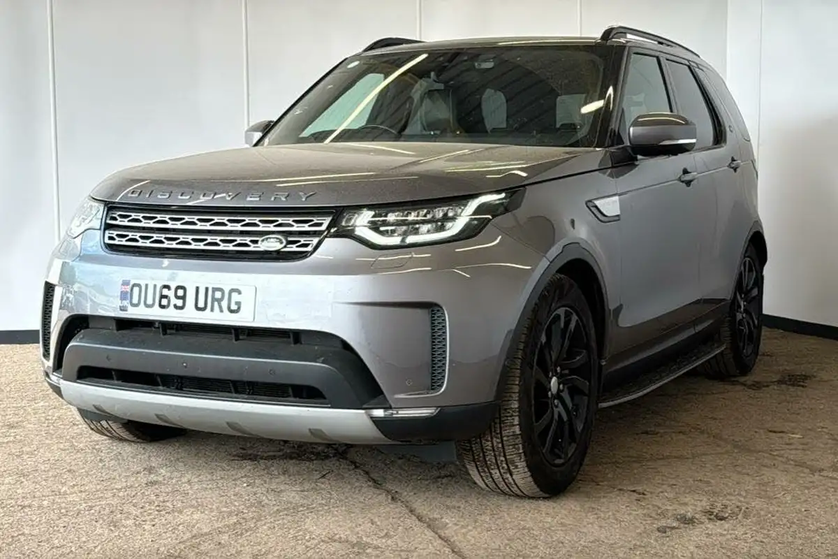 2019-land-rover-discovery-30-sd6-hse-big-2