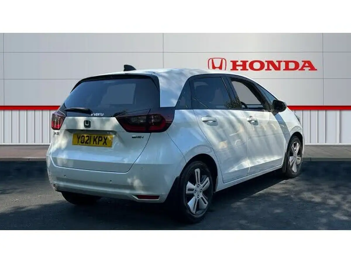 2021-honda-jazz-15-i-mmd-ex-107ps-big-11