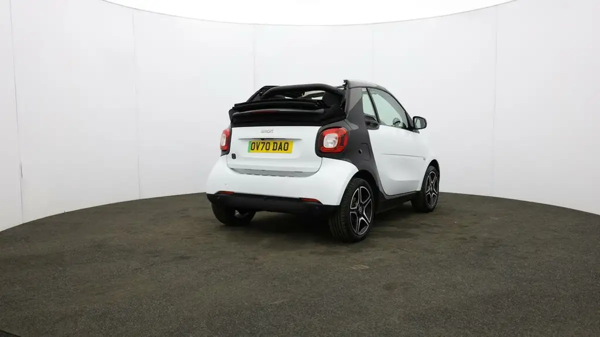 2020-smart-fortwo-eq-pulse-premium-cabriolet-big-6