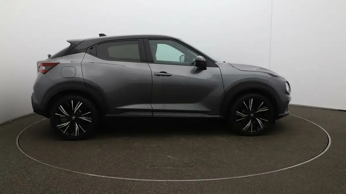 2021-nissan-juke-10-dig-t-tekna-dct-big-47