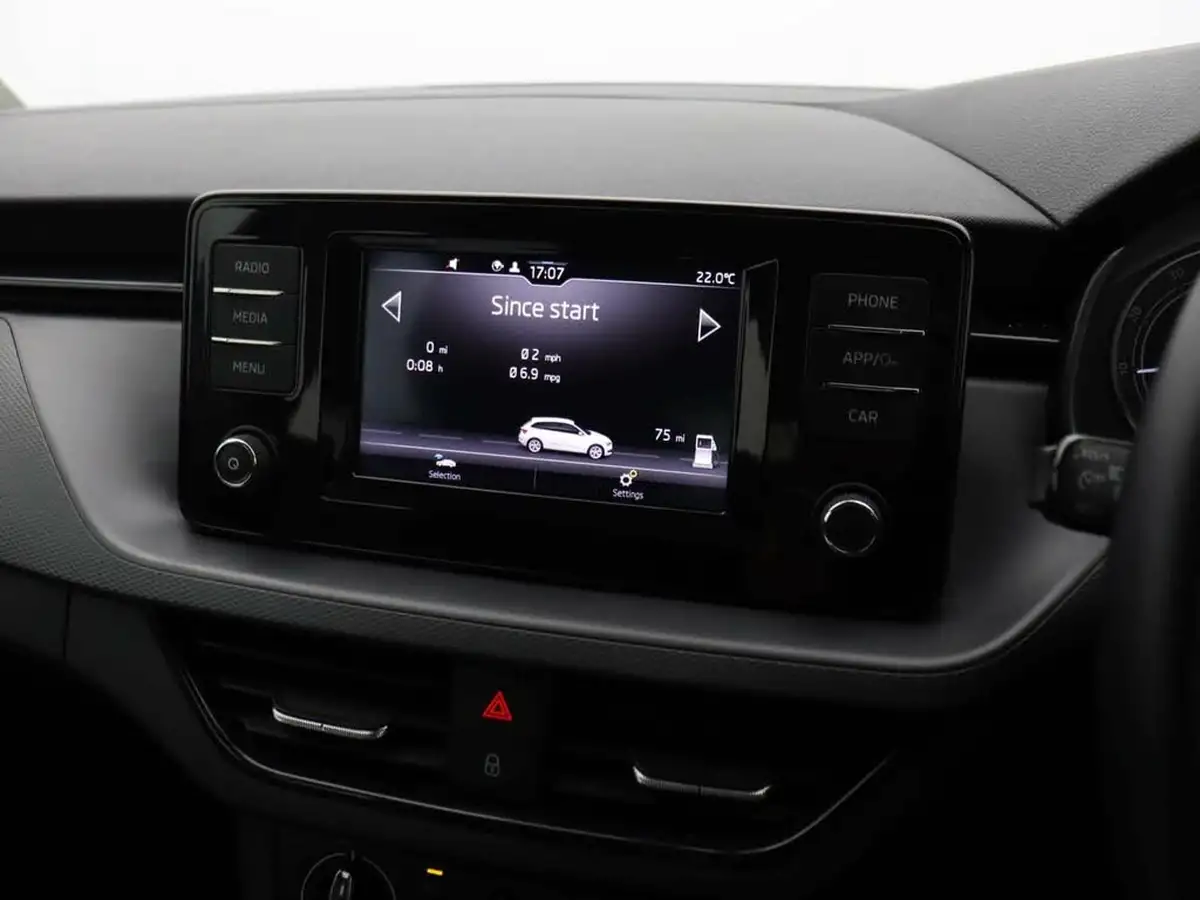 2022-skoda-scala-10-tsi-s-big-26