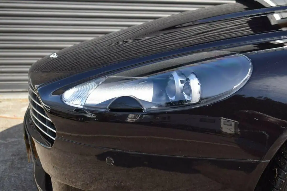 2008-aston-martin-db9-60-touchtronic-ii-big-9
