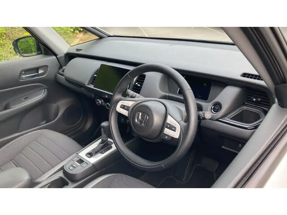 2025-honda-jazz-15-i-mmd-crosstar-advance-big-13