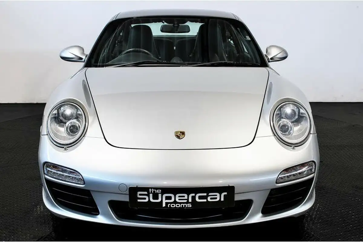 2009-porsche-911-big-39