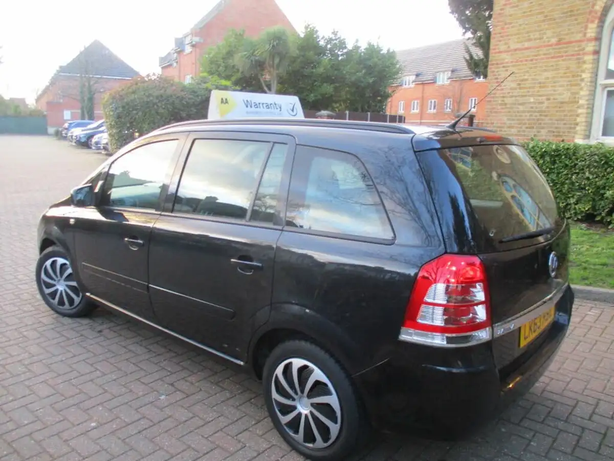 2013-vauxhall-zafira-16-exclusiv-big-7