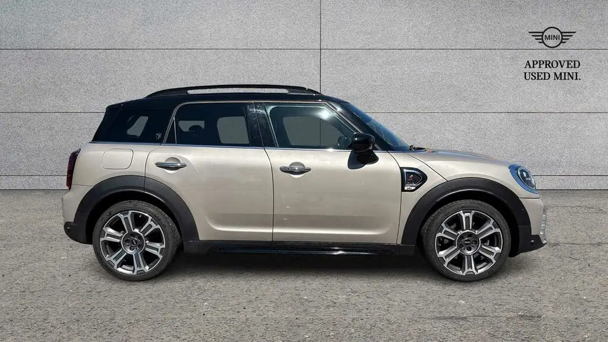 2023-mini-countryman-20-cooper-s-exclusive-premium-big-3
