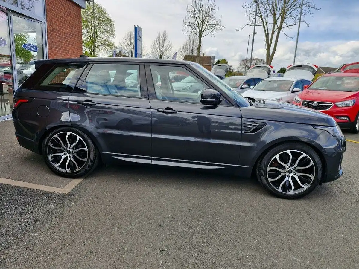 2019-land-rover-range-rover-sport-30-sdv6-hse-dynamic-big-3