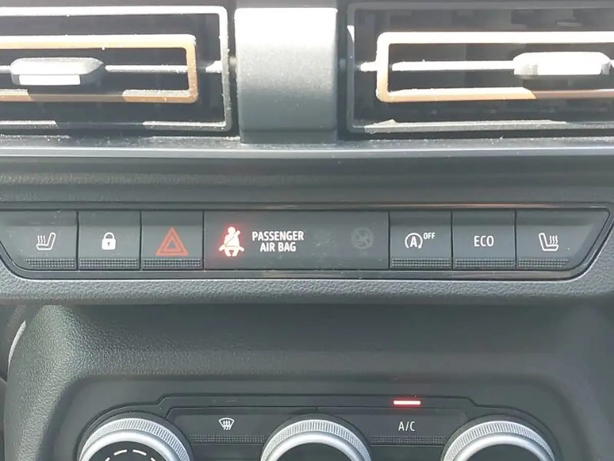 2024-dacia-sandero-stepway-10-tce-extreme-90bhp-big-17