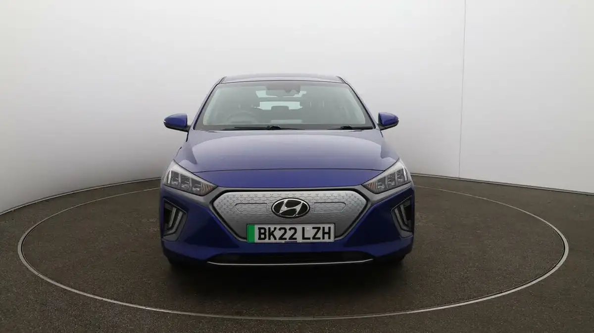 2022-hyundai-ioniq-e-premium-electric-big-2