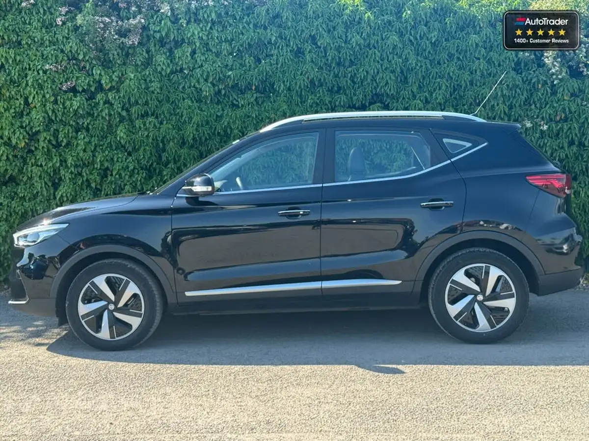 2021-mg-zs-suv-e-trophy-ev-big-33