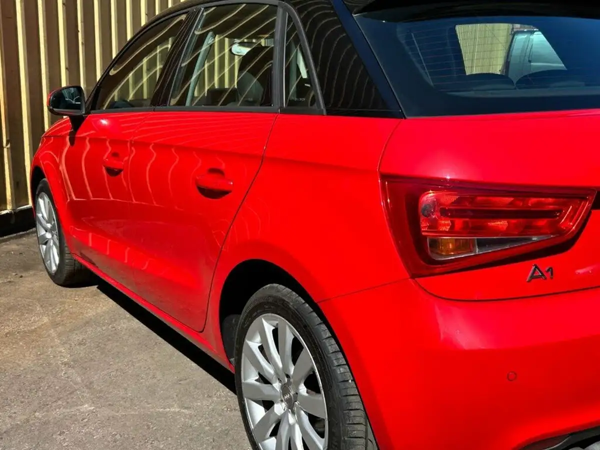 2013-audi-a1-14-tfsi-122ps-sportback-5d-1390cc-big-7