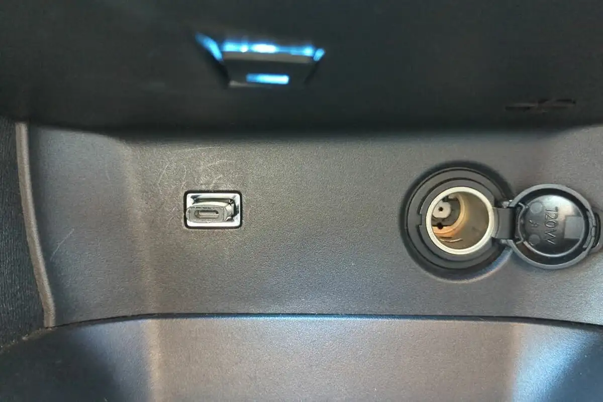 2022-peugeot-3008-suv-15-bluehdi-allure-premium-eat8-big-27