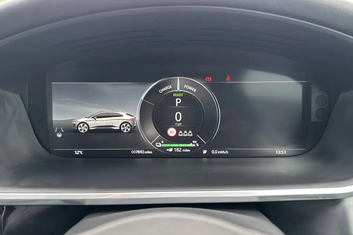 2024-jaguar-i-pace-ev400-r-dynamic-hse-black-big-13
