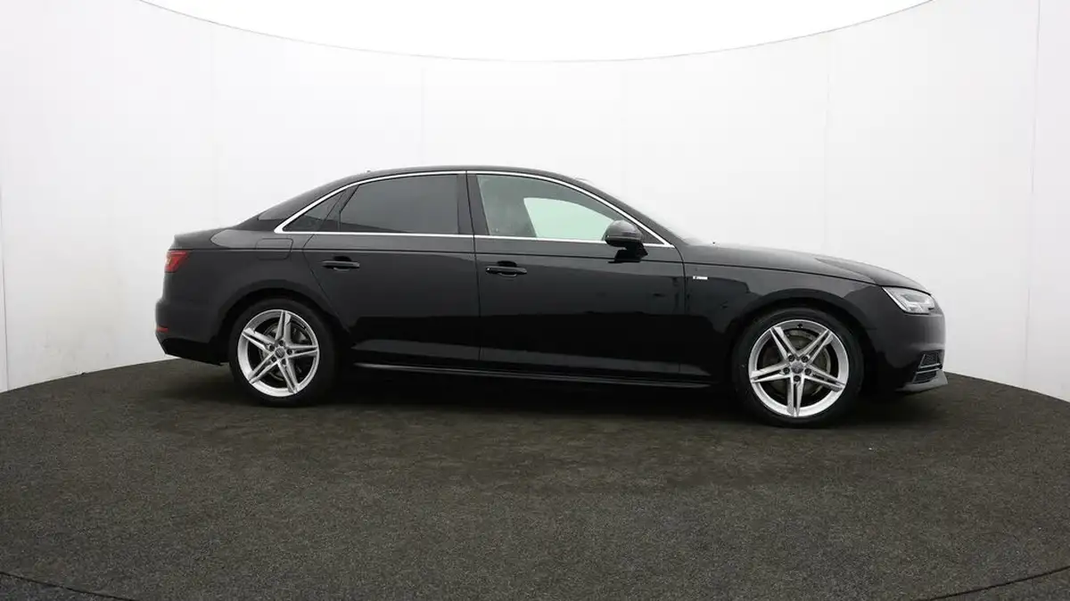 2018-audi-a4-14-tfsi-s-line-tronic-big-40