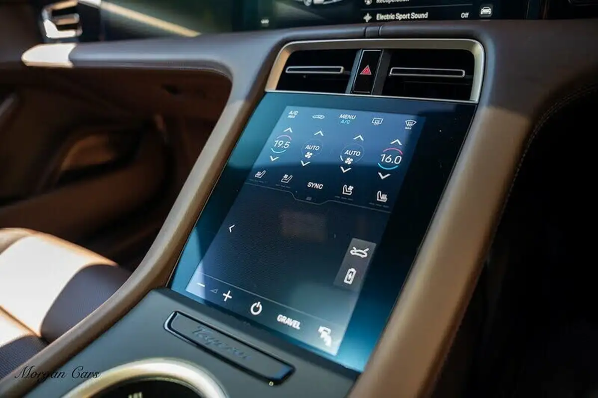 2022-porsche-taycan-e-turbo-cross-turismo-big-51