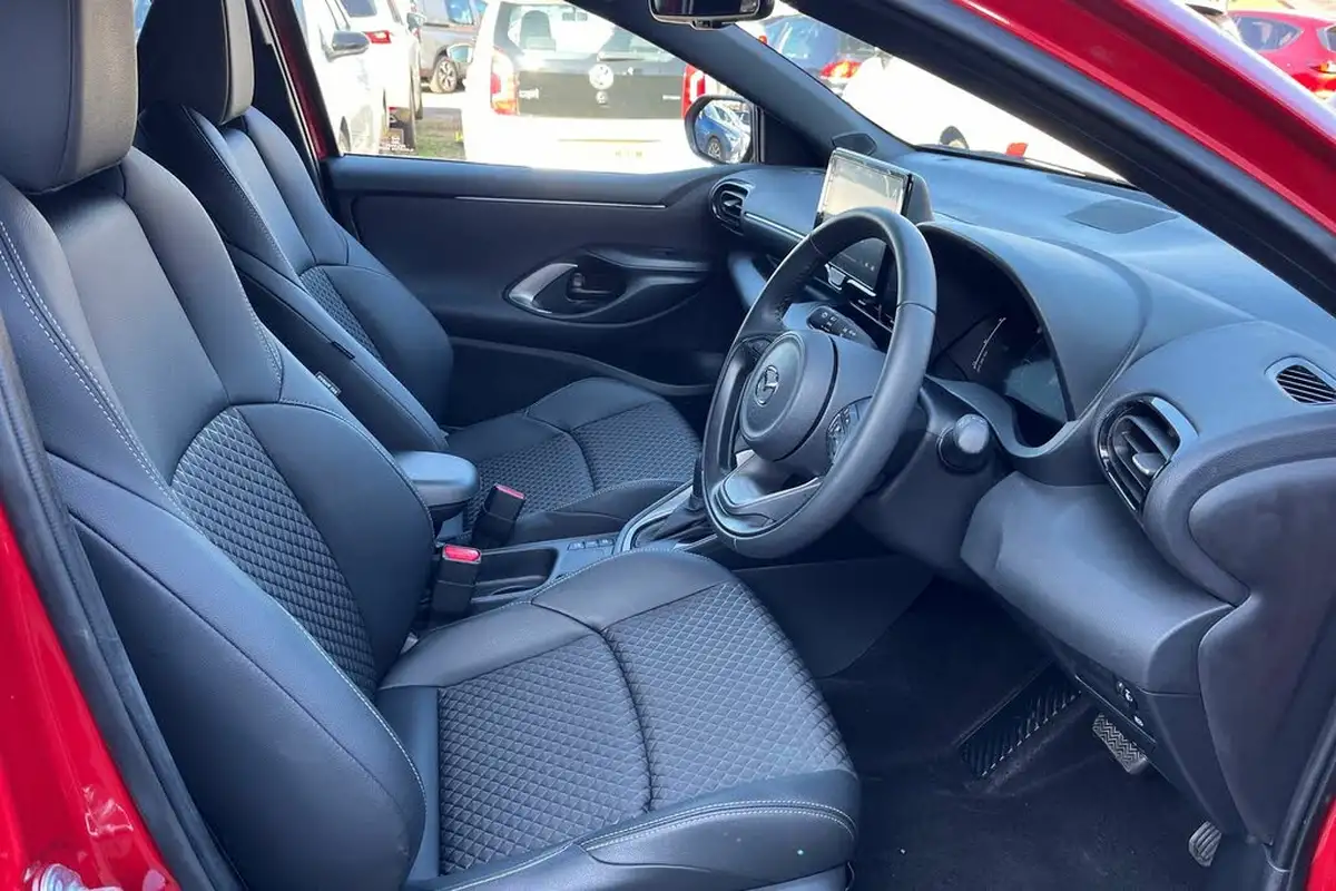 2024-mazda-mazda2-15-homura-big-37