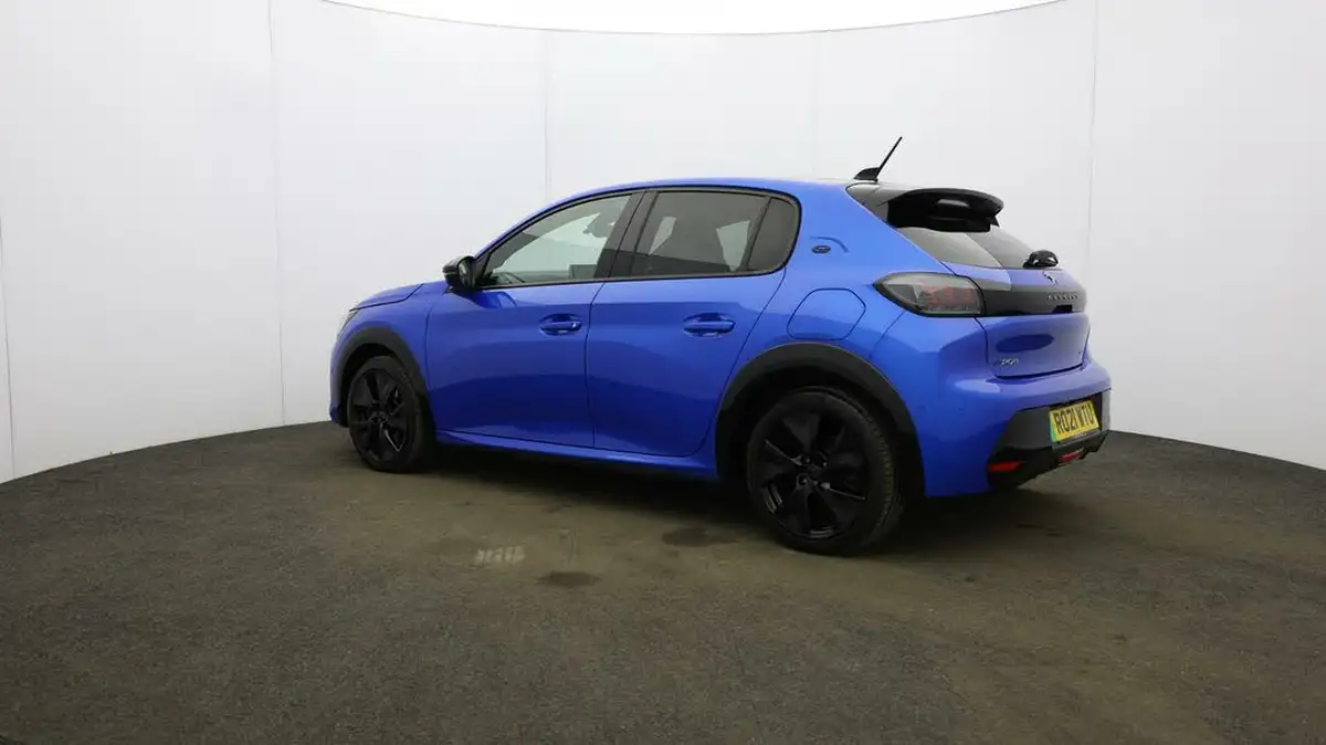 2021-peugeot-208-e-gt-premium-big-64