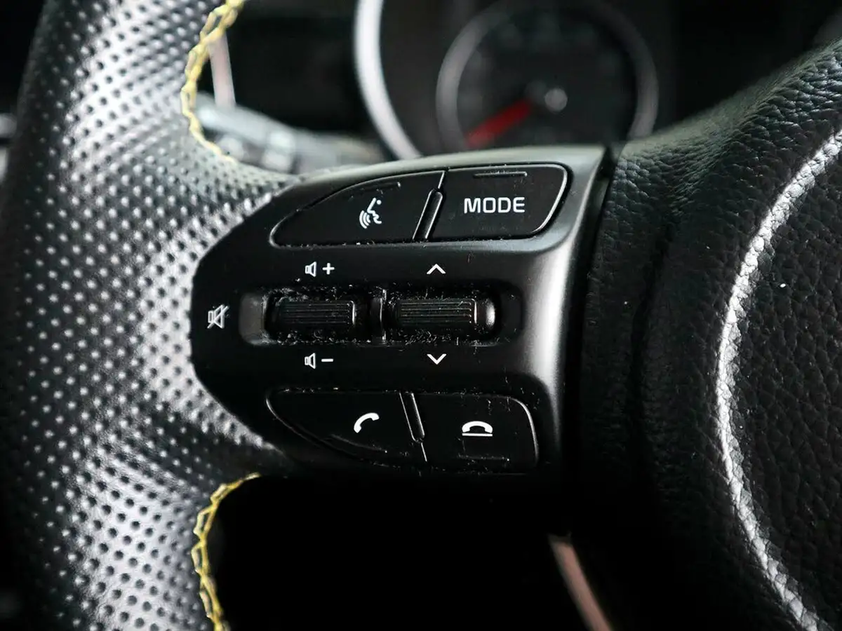 2023-kia-picanto-10-x-line-s-auto-seq-big-35