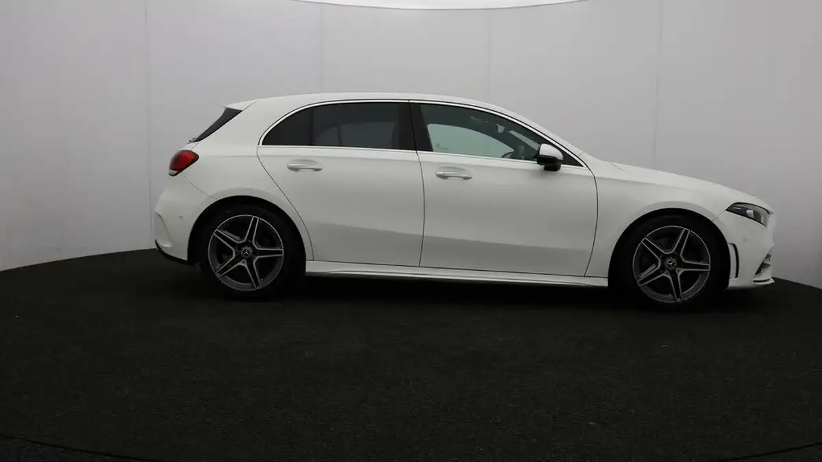 2020-mercedes-benz-a-class-20d-a220d-amg-line-premium-hatchback-5d-big-37