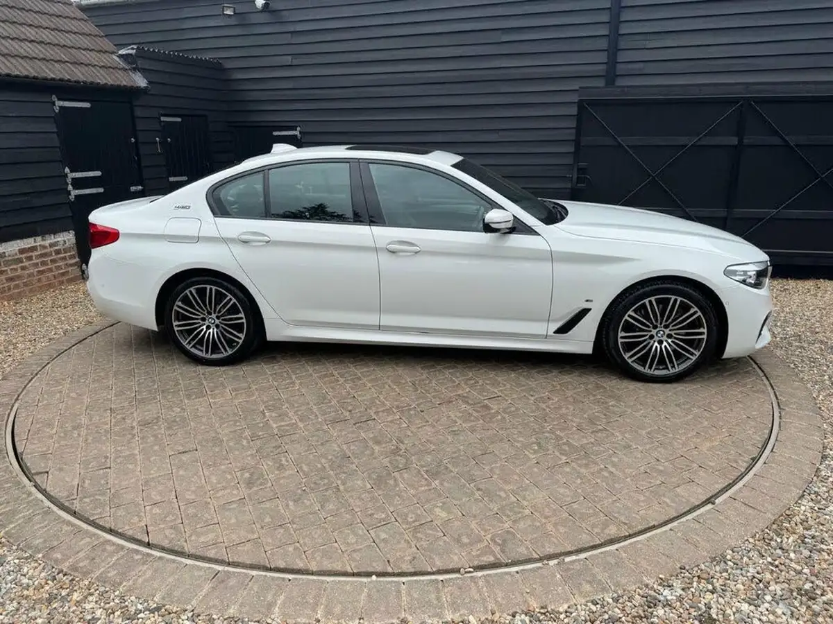 2019-bmw-5-series-20-530e-m-sport-auto-big-40