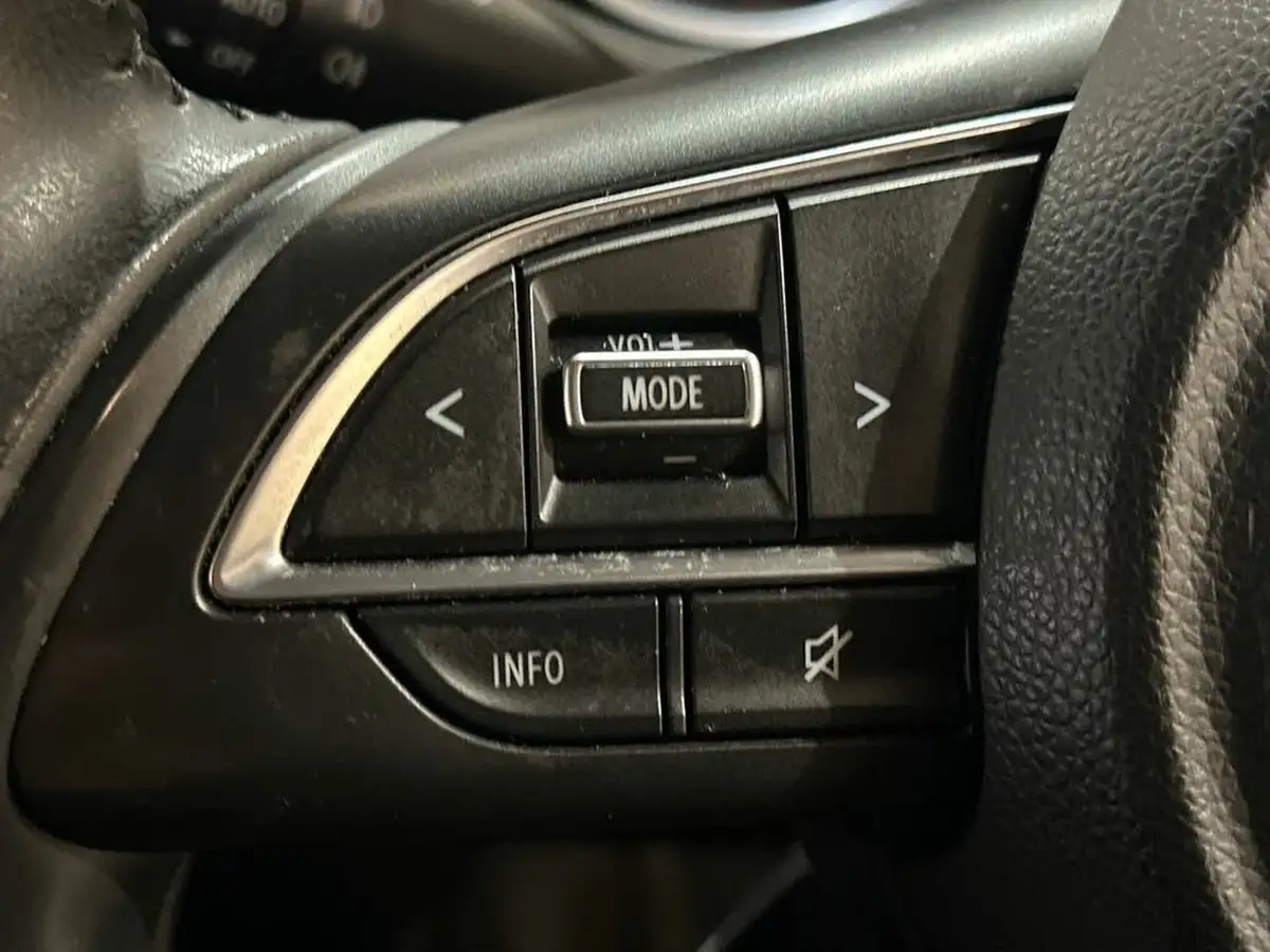 2018-suzuki-swift-10-boosterjet-sz-t-111ps-big-18