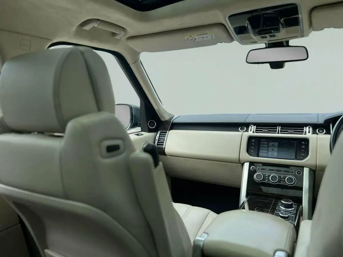 2013-land-rover-range-rover-44-sdv8-autobiography-big-22