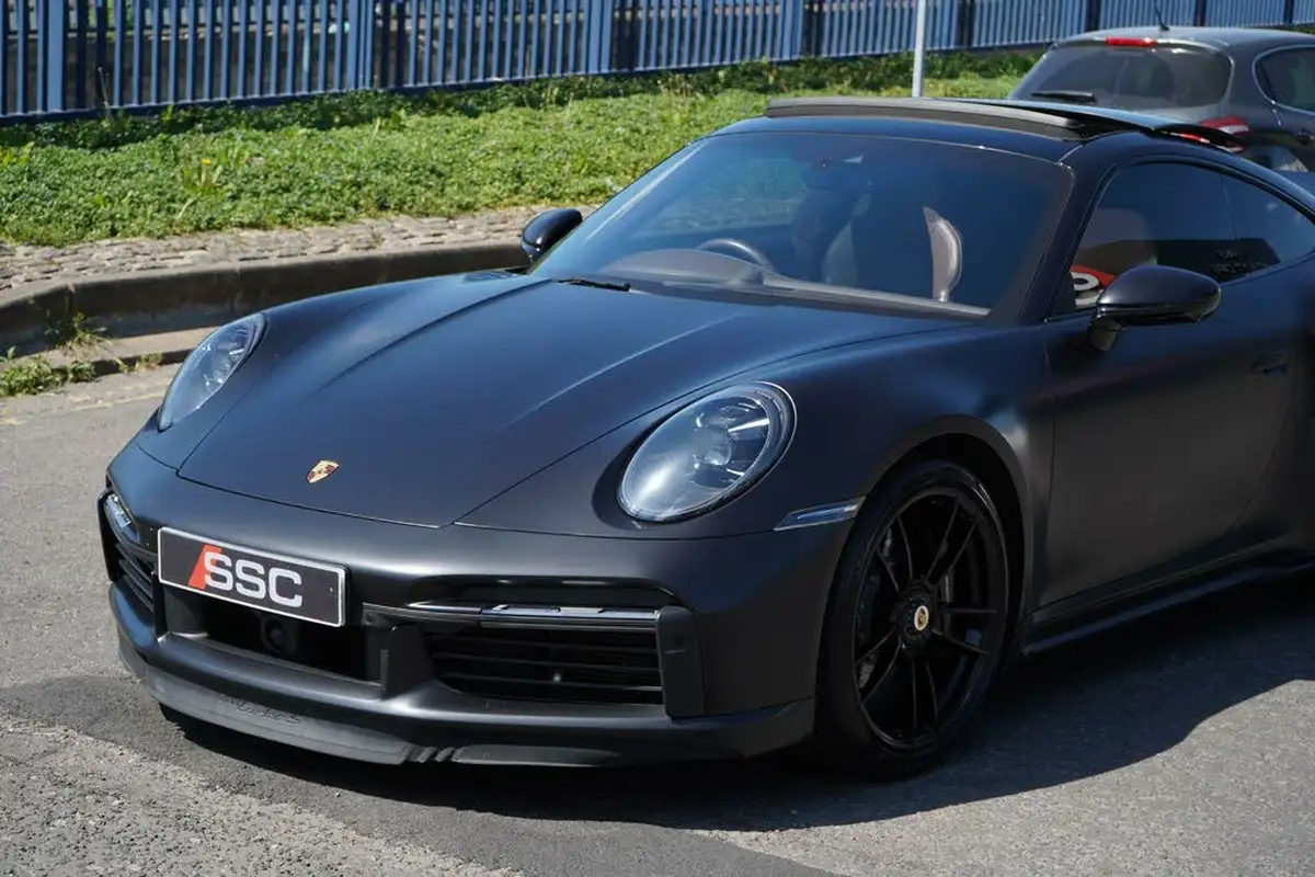 2020-porsche-911-38-turbo-s-coupe-big-24