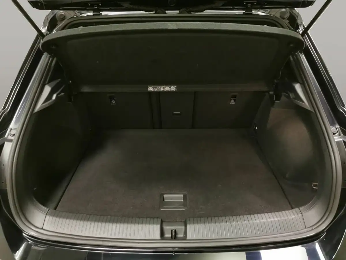 2021-volkswagen-t-roc-20tdi-black-edition-150ps-evo-big-44
