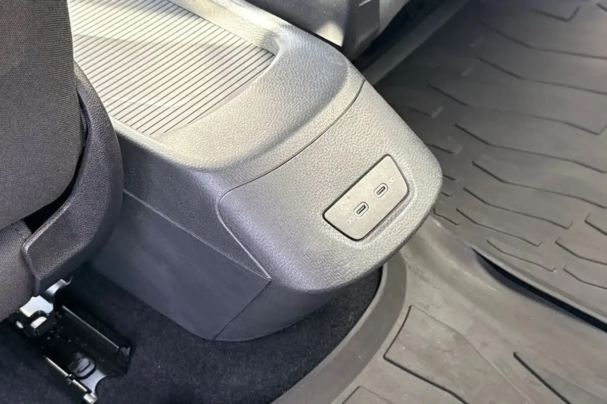 2021-volkswagen-id3-e-life-204ps-58kwh-pro-performance-big-33