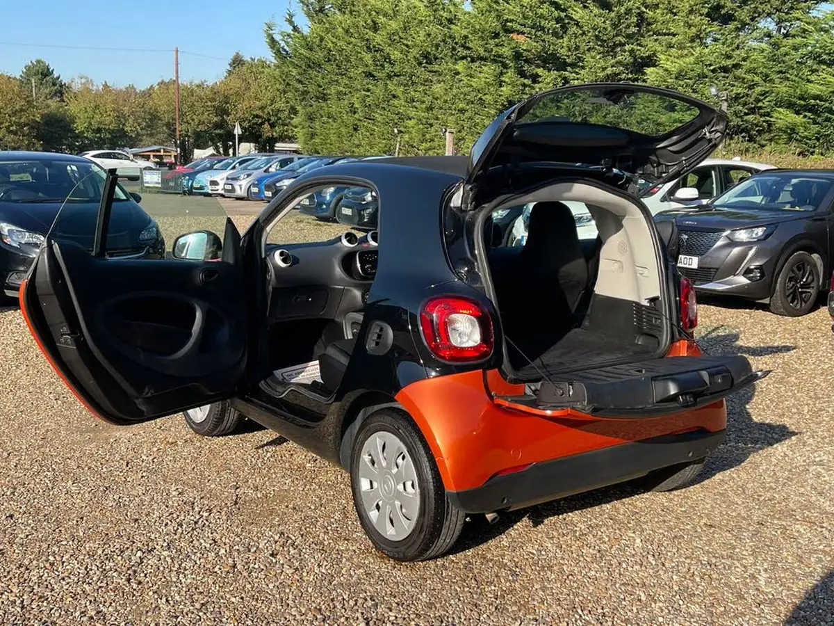 2018-smart-fortwo-10-pure-70bhp-big-21