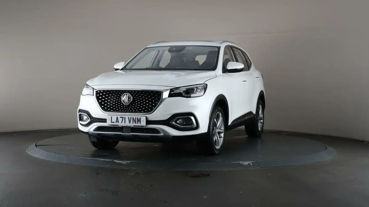 2022-mg-hs-15t-gdi-exclusive-162ps-dct-big-43